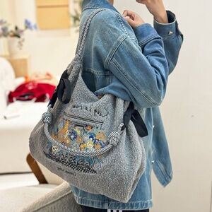 NWOT Korean style Gray Embroidered Women's Bag